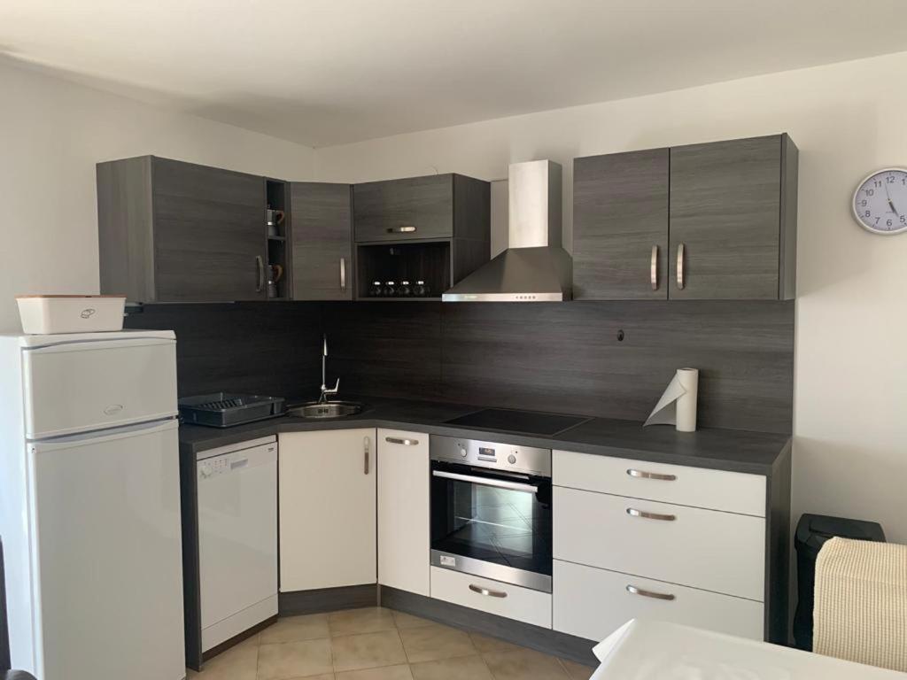 Apartman Dalija Vinkuran Buitenkant foto